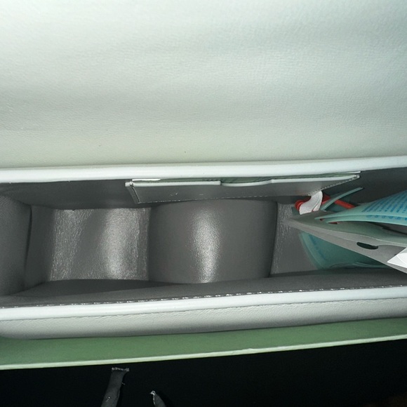 OFF WHITE Leather Burrow 22 Shoulder Bag - Picture 9 of 13